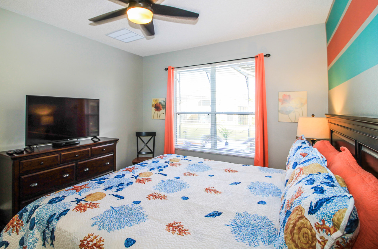 disney-dream:-8-bdr-themed-rooms-pool-and-games/