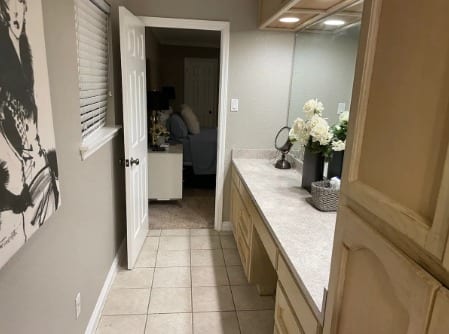 Spacious 6-bedroom Home Perfect for Large Groups!