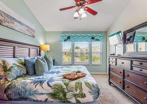Lilo & Stitch Hawaiian Retreat 🌺 w/ Pool & Resort