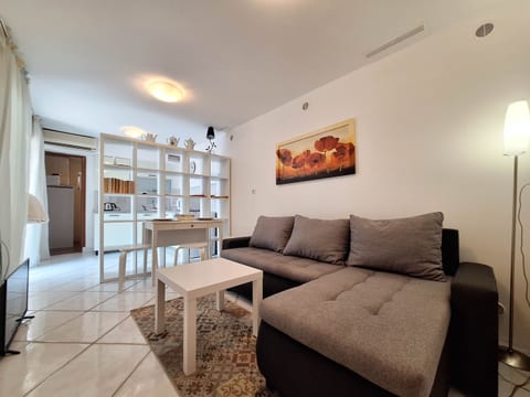 Apartment Sofi - Unit 376068-13