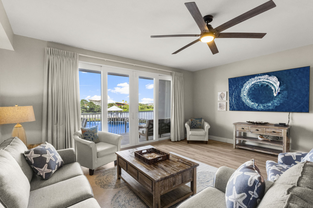 stunning-views!-located-steps-2-beach-restaurants-and-shops!-sleeps-6/