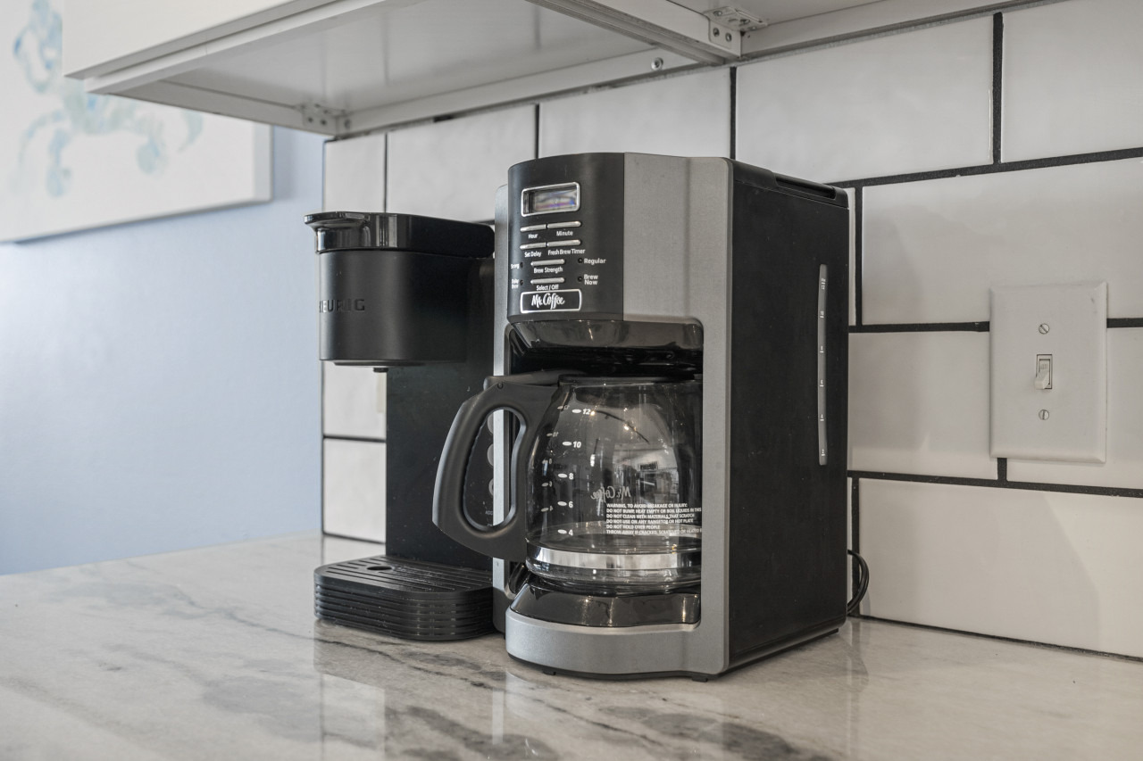 Spectacular 4BD 3BA Beach Condo! Free Beach Chairs! Sleeps 10! - Panama City Beach