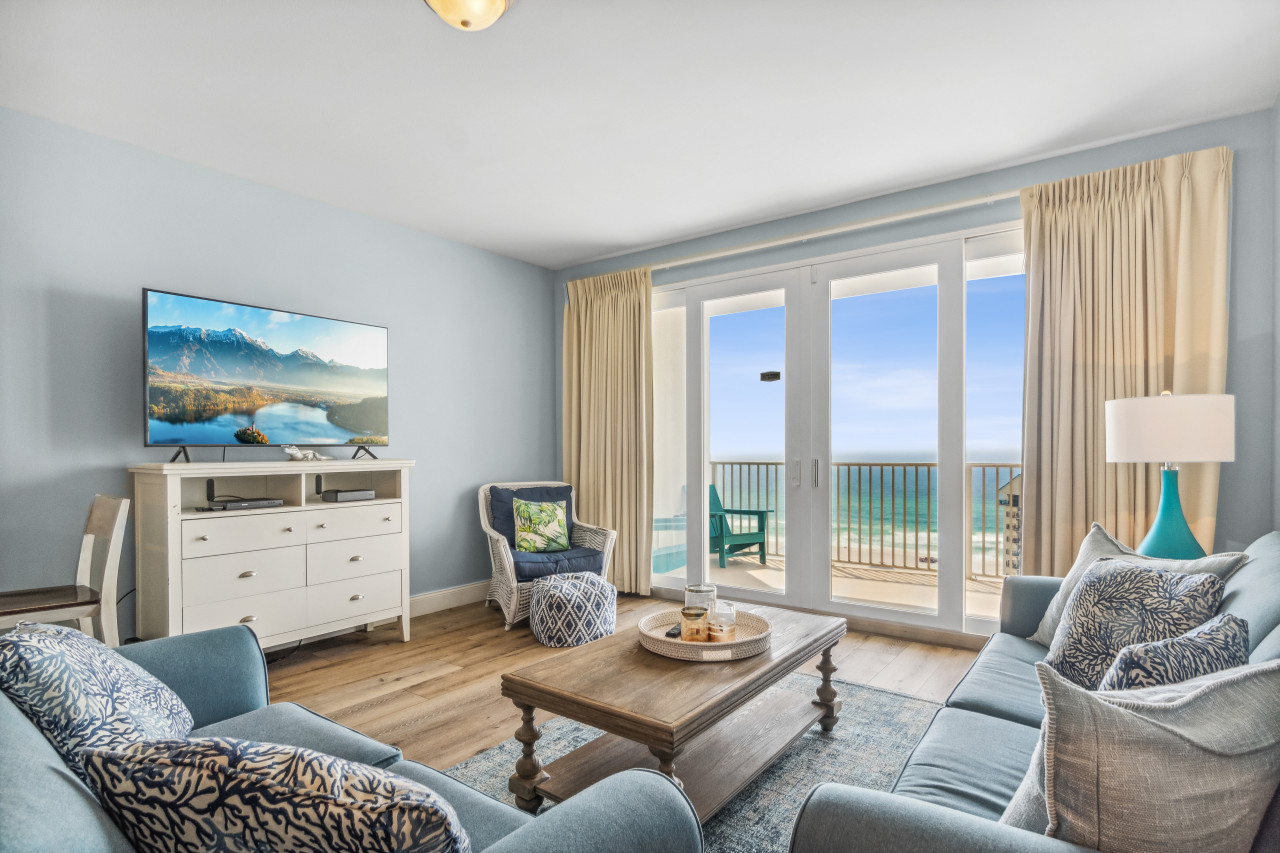 spacious-beachy-condo-with-gulf-views!-sleeps-8!/