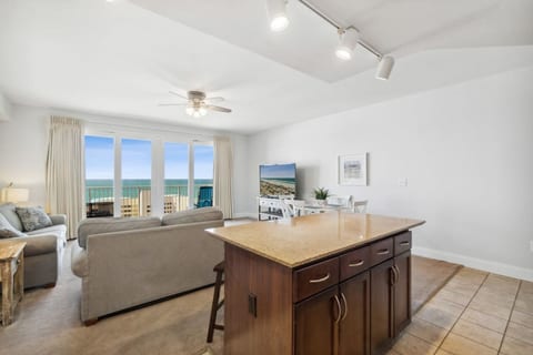Gulf View Resort Condo! Sleeps 6! Amazing Views!