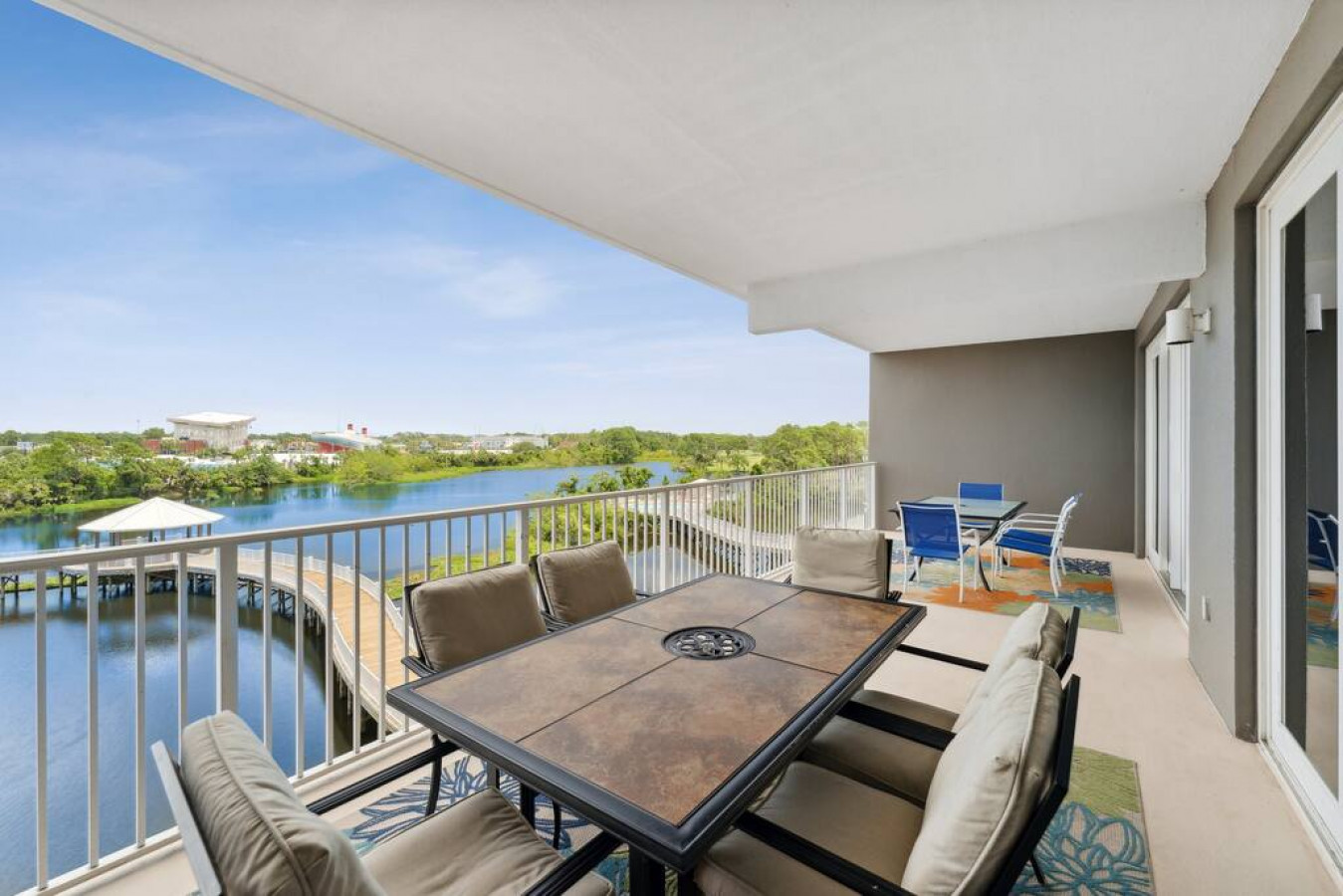 Remodeled 3BD+Bunks! Low Floor Family Beach Resort! 5 Pools! - Panama City Beach