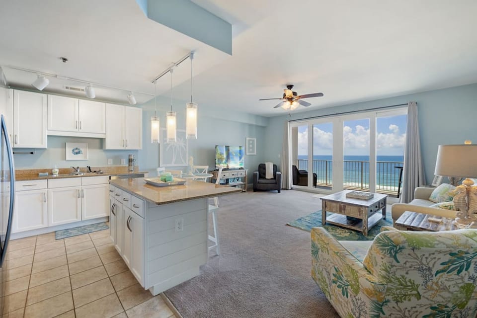 Remodeled Resort Condo! Ocean & Beach Views! - Panama City Beach