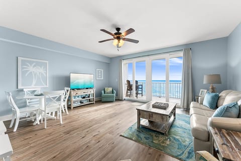 Remodeled Resort Condo! Ocean & Beach Views!