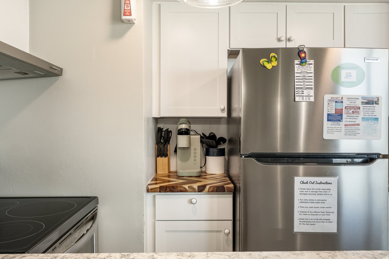 Incredible Beachfront Corner Unit! Beach Chairs Service and Umbrella Included! - Panama City Beach