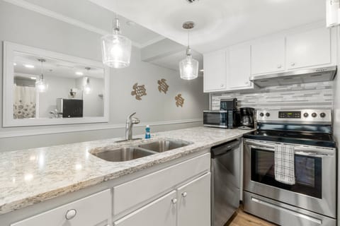 Incredible Beachfront Corner Unit! Beach Chairs Service and Umbrella Included!