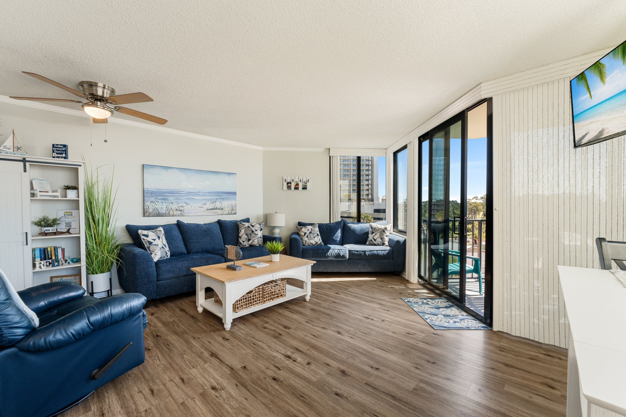 Incredible Beachfront Corner Unit! Beach Chairs Service and Umbrella Included! - Panama City Beach