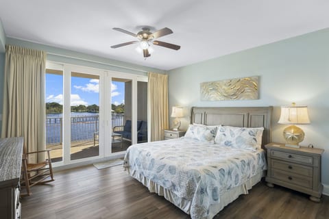 Low Floor 3BD + Bunks Family Resort! 5 Pools! Free Beach Chairs