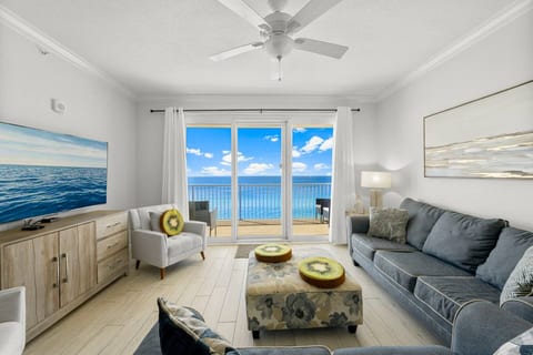Spectacular Big 3BD Beachfront Condo!  Sleeps 10