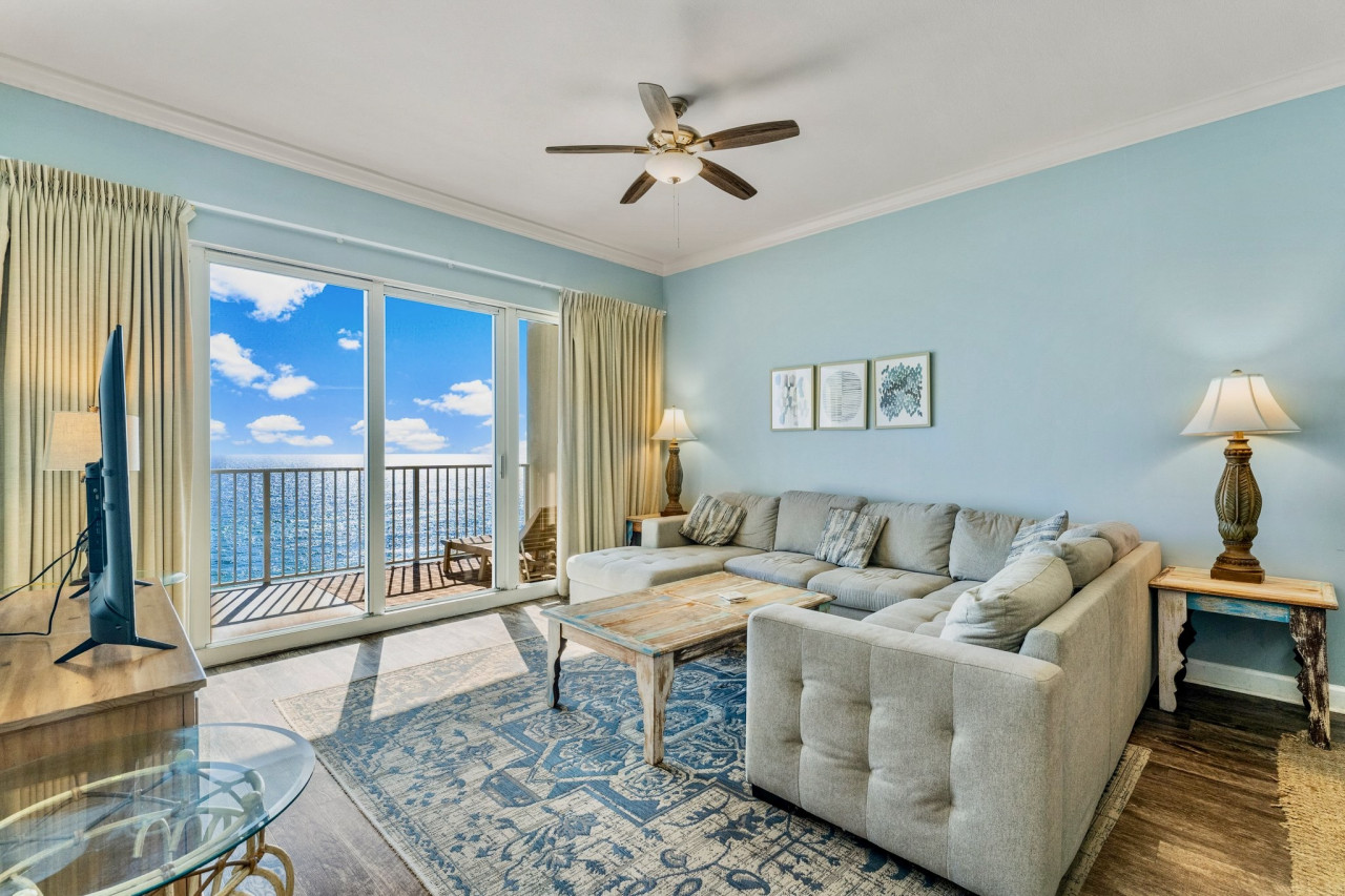 stunning-3bd-beachfront-condo!-free-beach-chair-service-for-4/