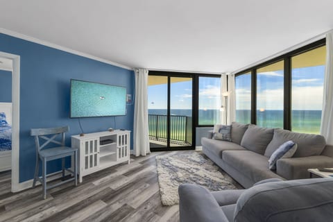 Sunbird Resort! Awe-inspiring Views Throughout!
