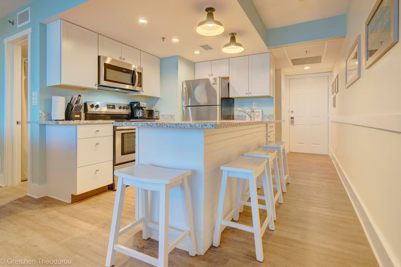 sunbird-resort:-ground-floor-gem-with-stunning-ocean-views!-free-beach-chair-service!/