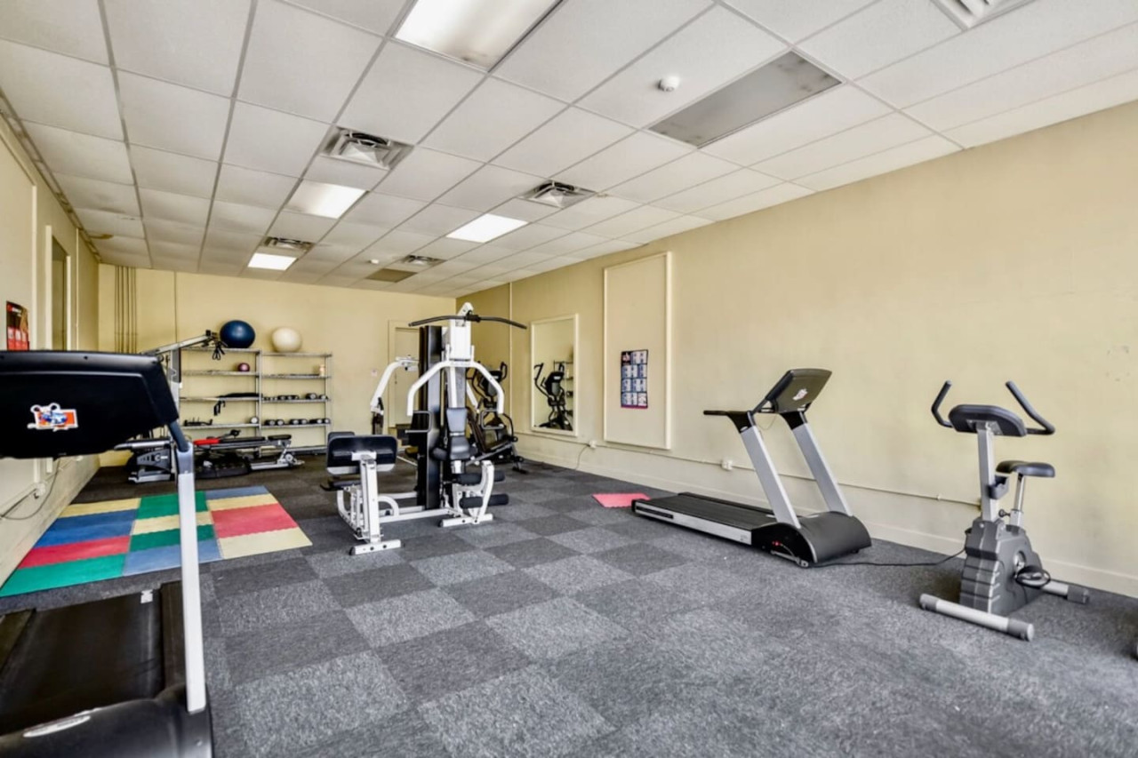 Newly Completely Renovated Beach Condo at Sunbird Resort! Free Beach Chairs and Umbrella Service! - Panama City Beach