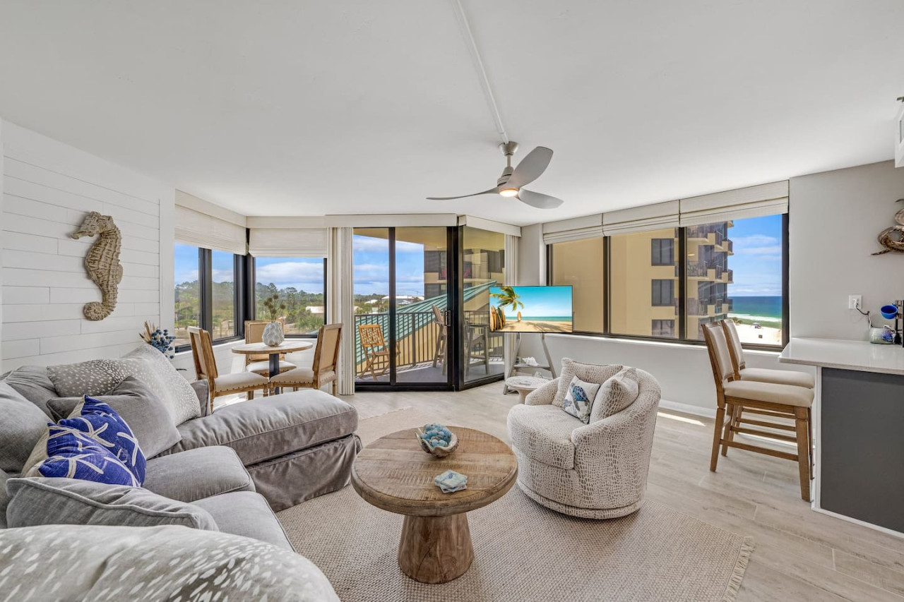 Newly Completely Renovated Beach Condo at Sunbird Resort! Free Beach Chairs and Umbrella Service! - Panama City Beach