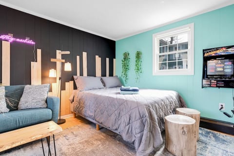 Welcome to the Fun Vibes Motel Suite