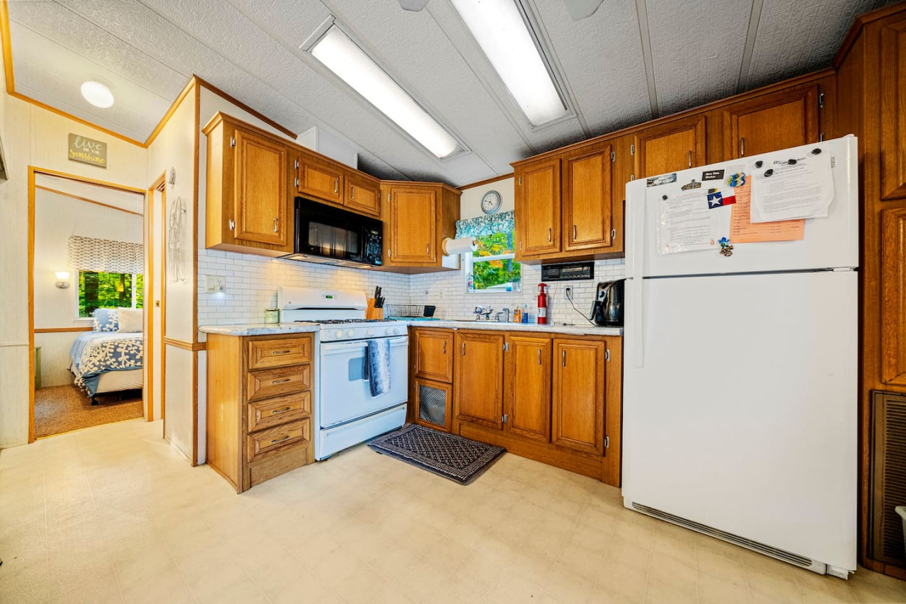 point-sebago-haven:-beach-arcade-and-more-awaits/