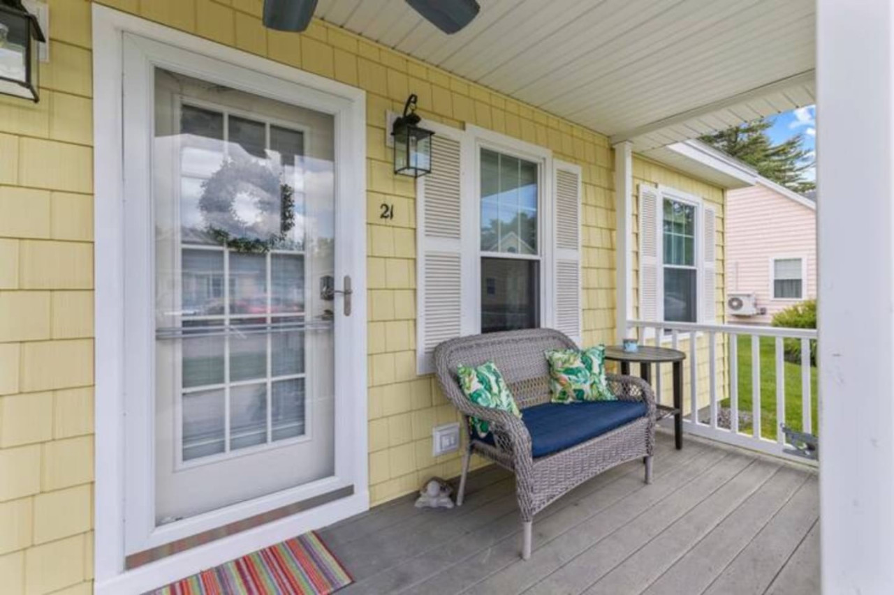 coastal-calm-or-sleeps-6-or-gym-access/