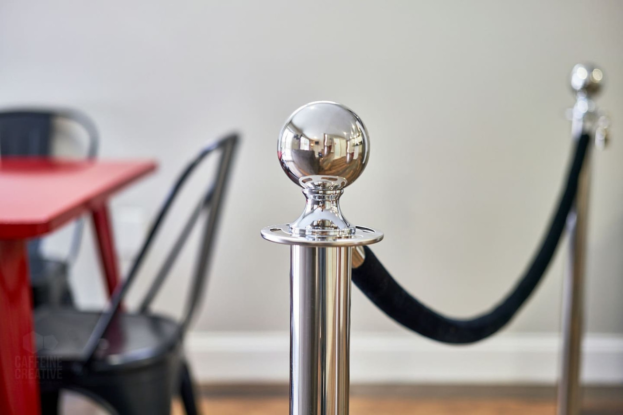 cinematic-retreat:-family-hideaway-with-or-king-bed/