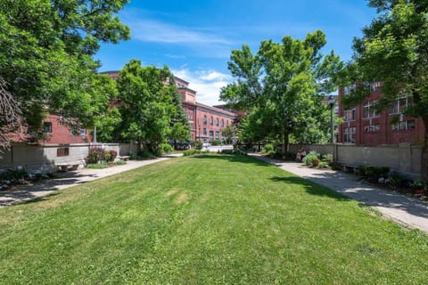 Downtown Retreat: Apartment in the Heart of Bangor