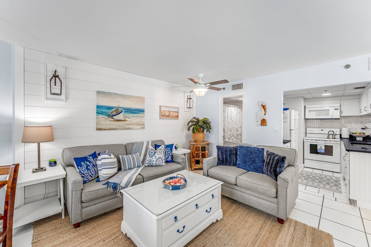 sunbird-resort-beach-1-bd-condo!-free-beach-chair-service!/