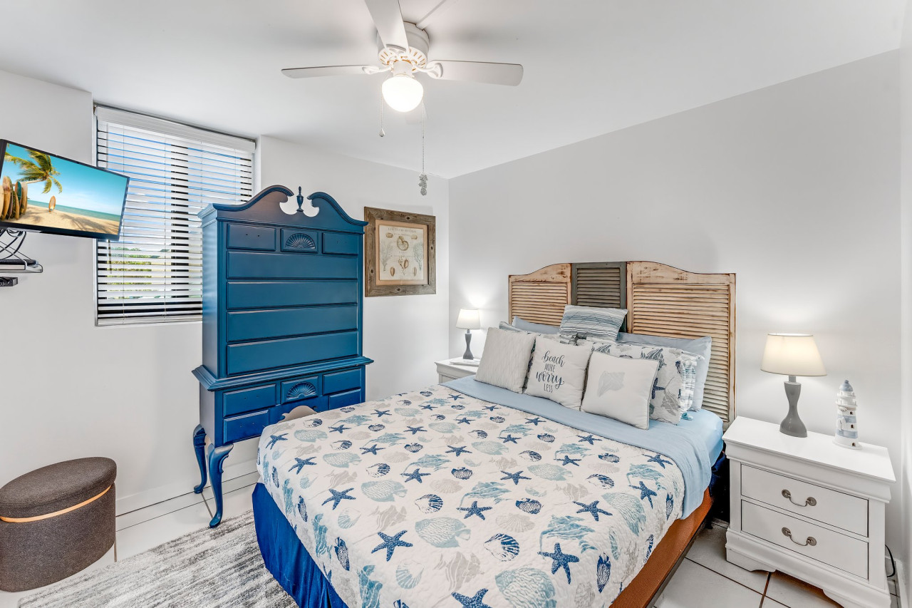 sunbird-resort-beach-1-bd-condo!-free-beach-chair-service!/