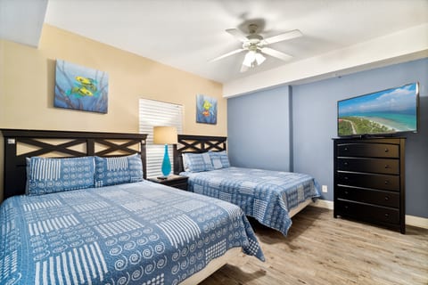 Superb 2BD/2BA Beachfront Condo! Free Seasonal Beach Chairs!