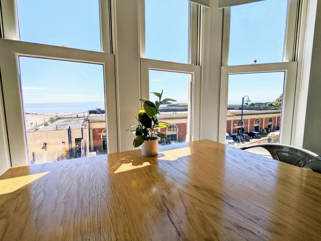 barry-island-paget-house-barry-island-beachfront-getaway-+-private-parking/