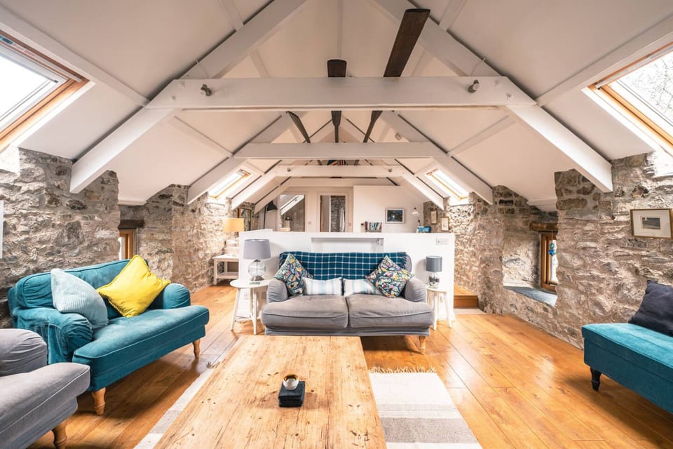 Stunning Converted Granary in Heart of St Davids - St Davids