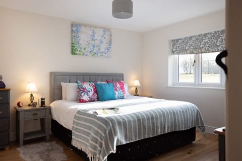 Brecon Beacons country cottages sleeps 12 people