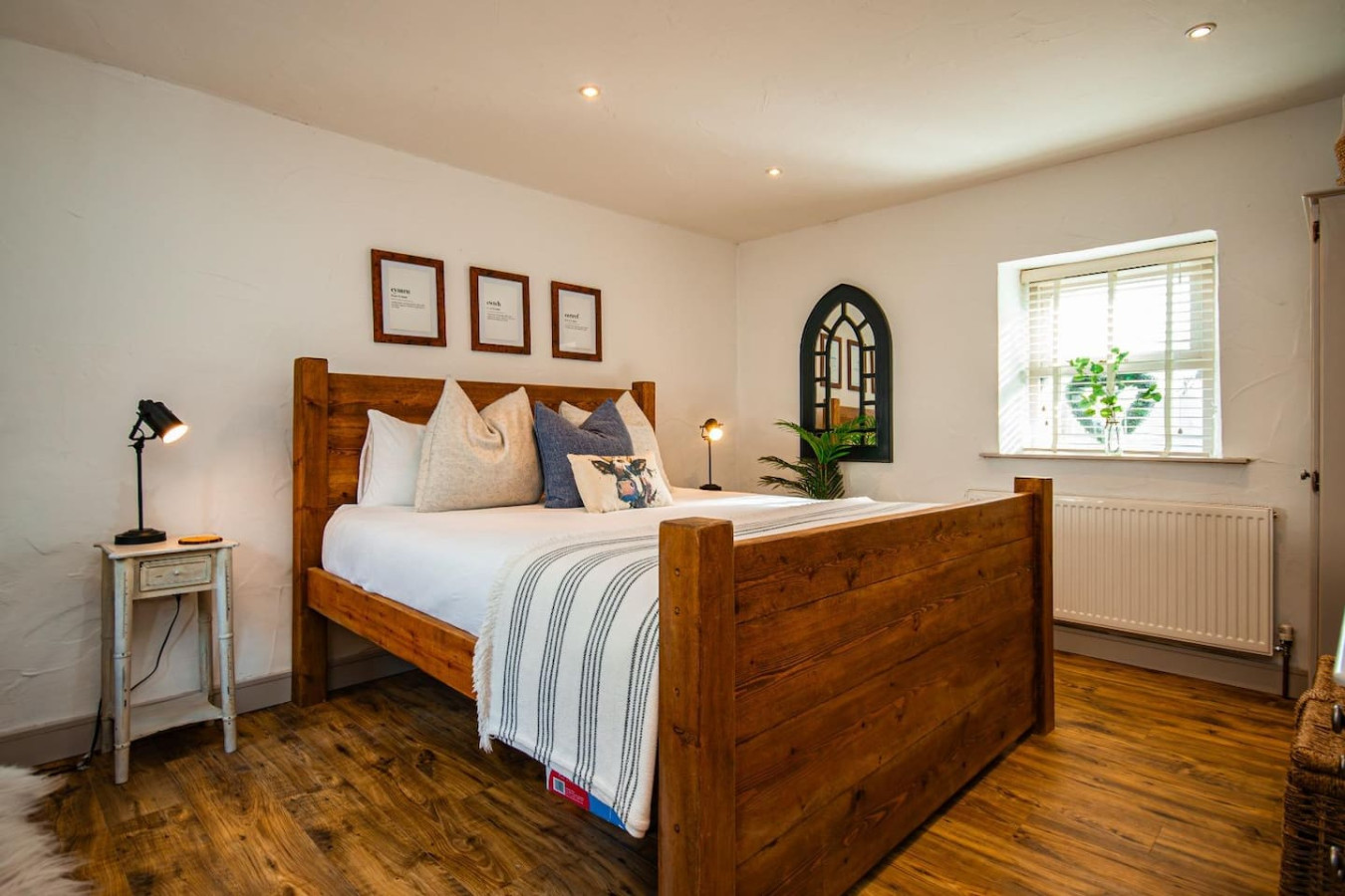 Cosy Farm Conversion In The Heart Of Pembrokeshire - New Moat