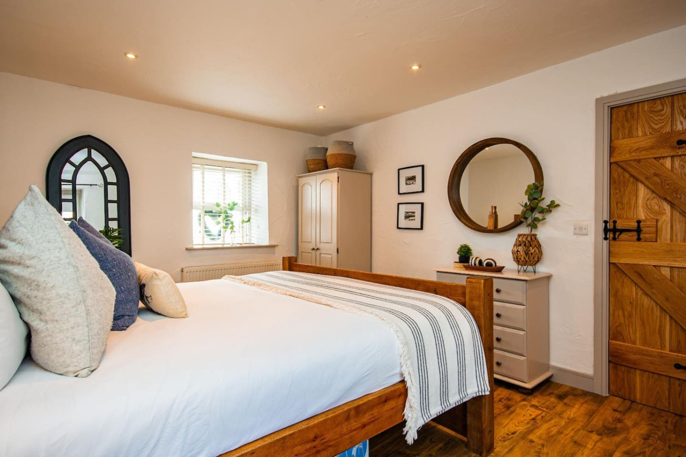 Cosy Farm Conversion In The Heart Of Pembrokeshire - New Moat