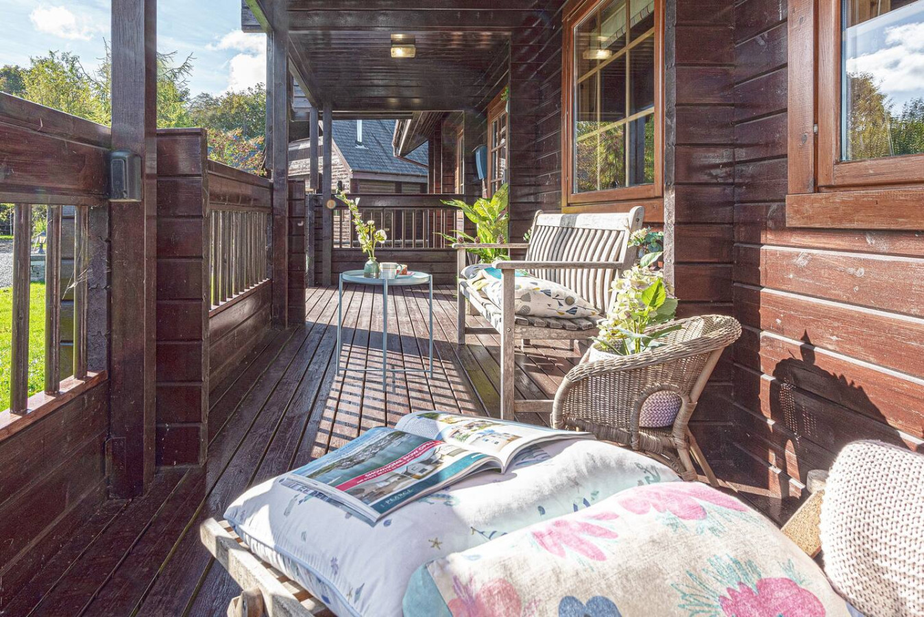 Scandi Cabin in Heart of Anglesey with Parking