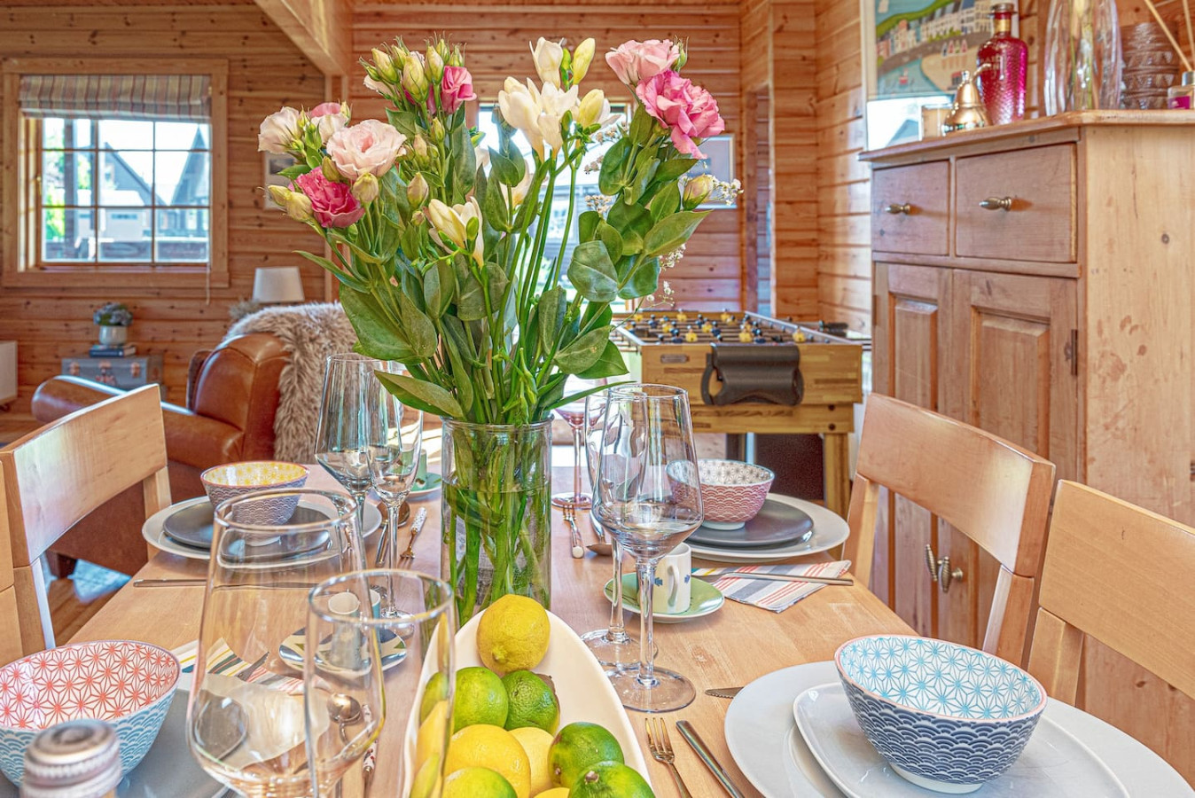 Scandi Cabin in Heart of Anglesey with Parking