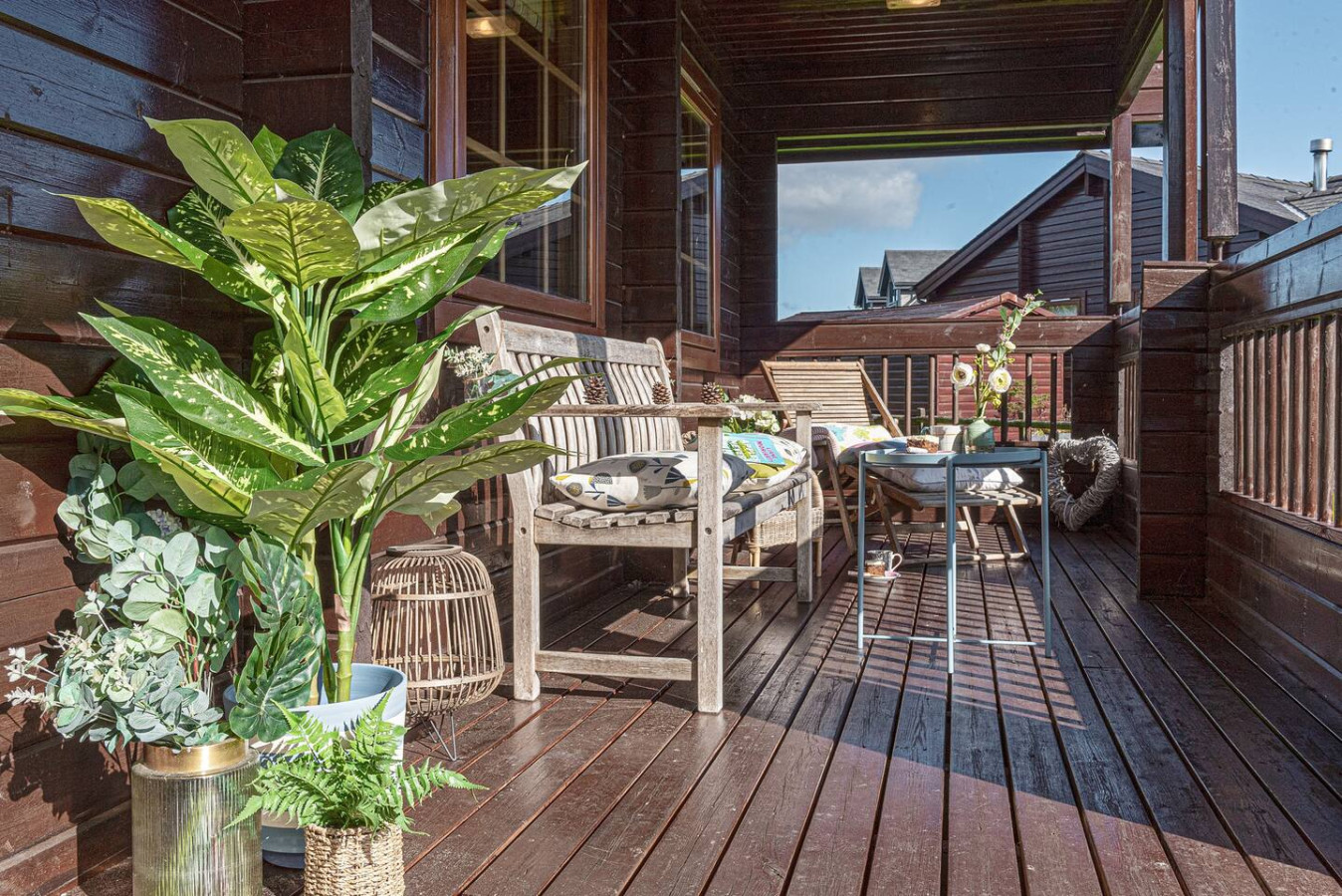 Scandi Cabin in Heart of Anglesey with Parking