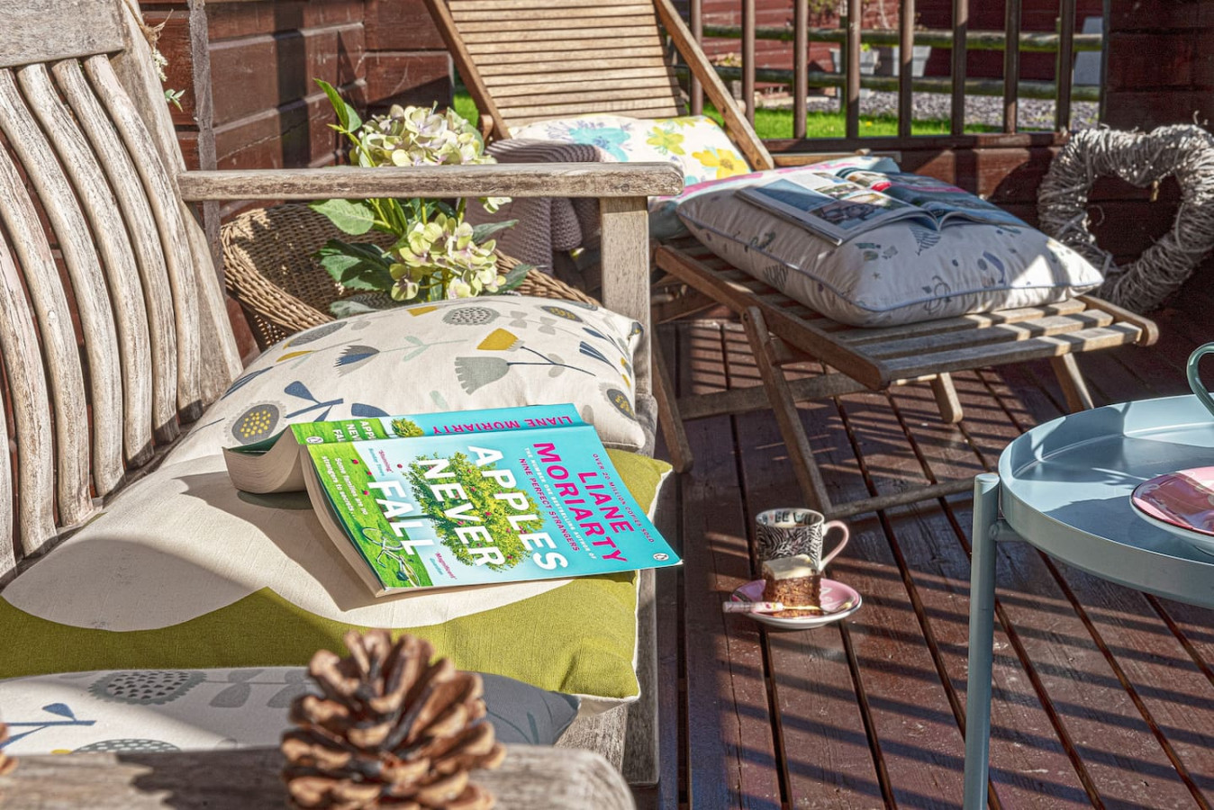 Scandi Cabin in Heart of Anglesey with Parking