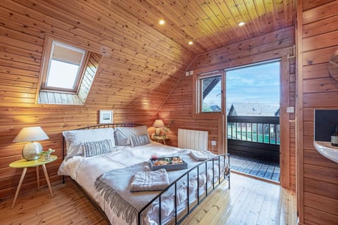 Quiet Anglesey Cabin | Wood Burner | Parking