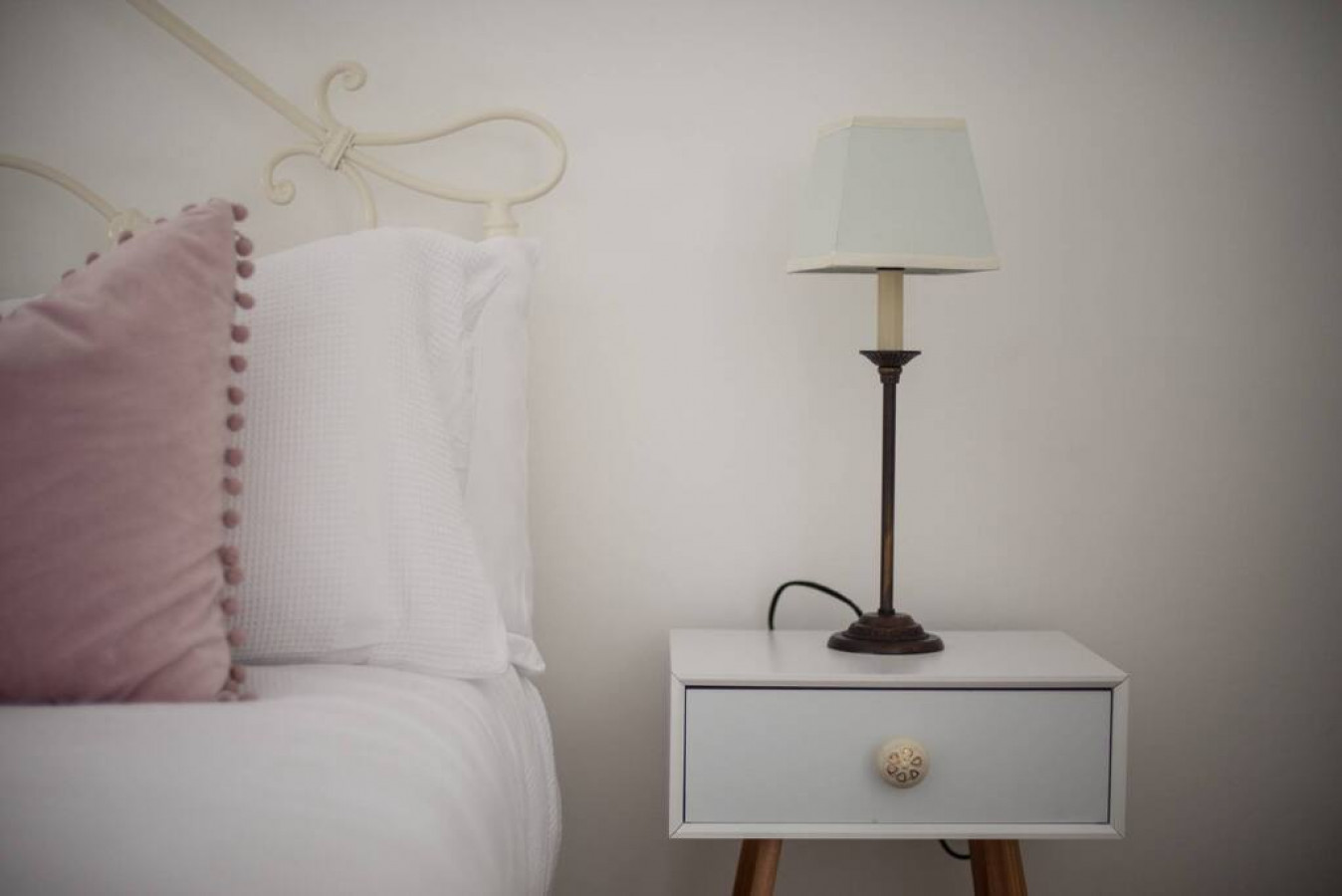 No.64 Narberth · Stylish & Spacious Apartment in Heart of Narberth