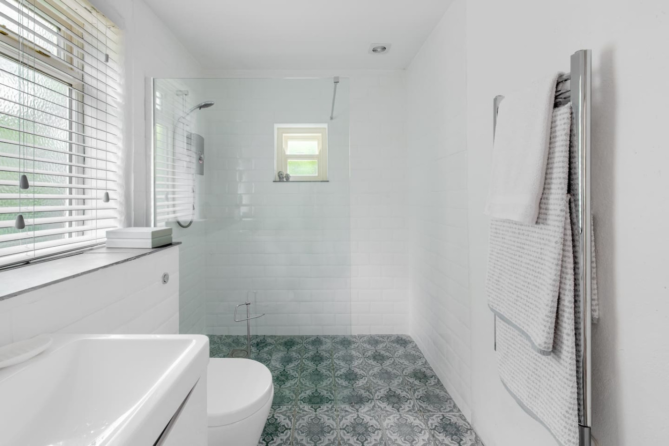 the-cow-shedluxury-barn-moments-from-narberth/