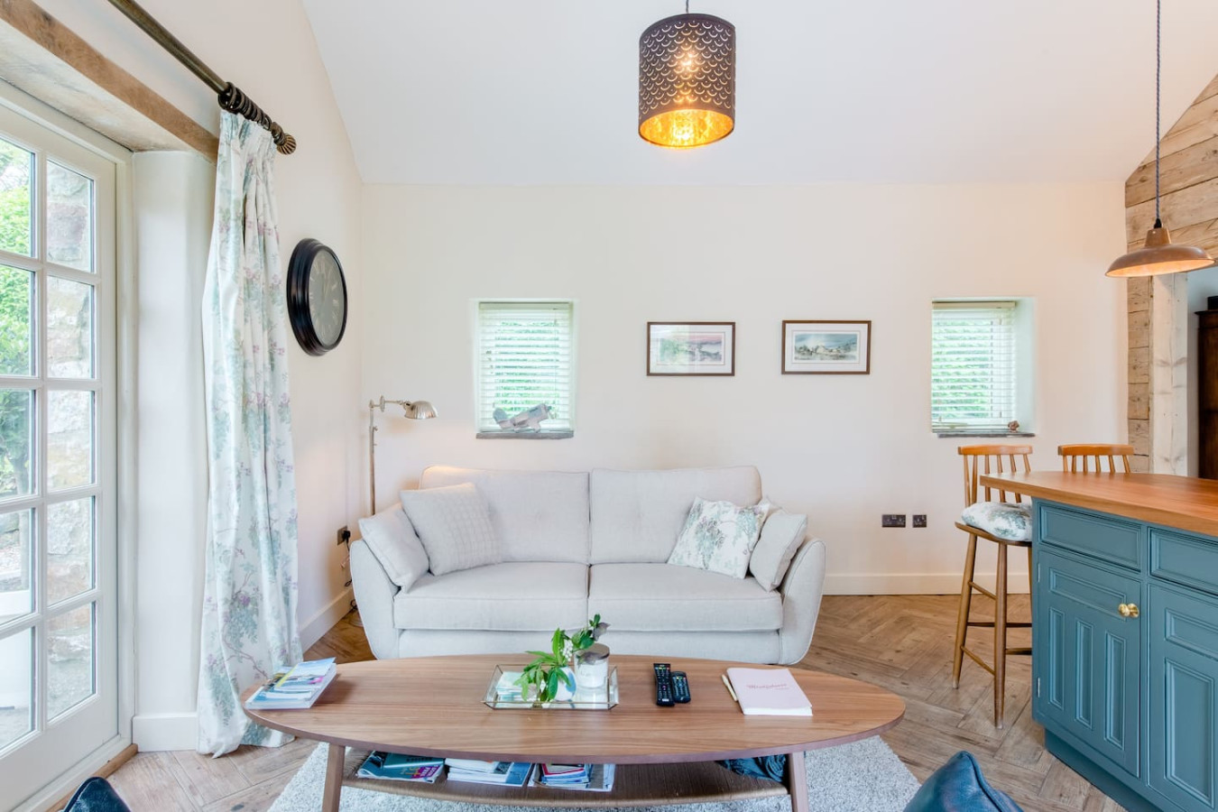 the-cow-shedluxury-barn-moments-from-narberth/