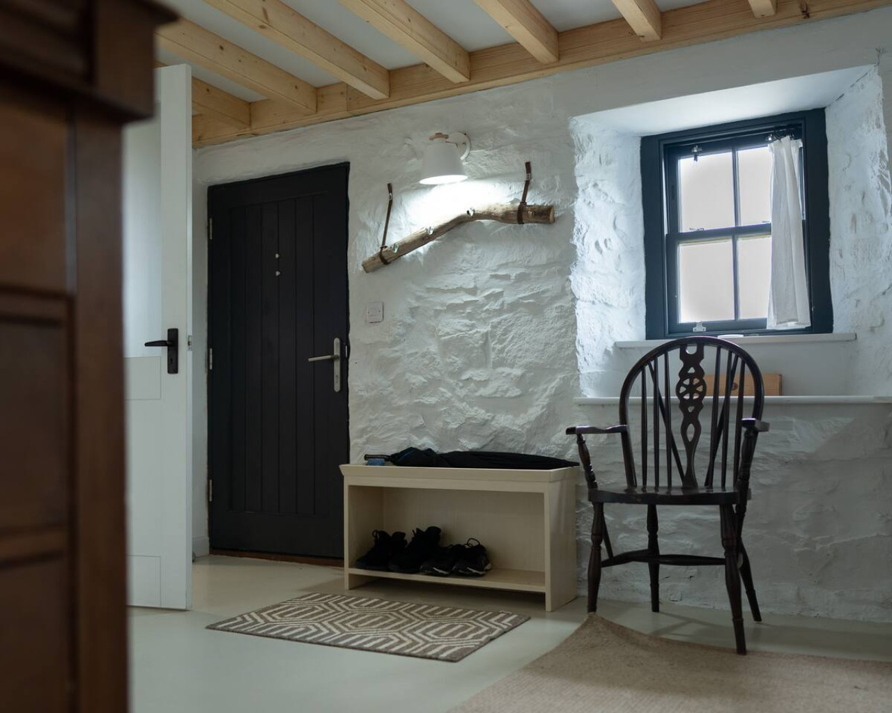 cliff-top-cottage-on-coast-path-wpanoramic-views/