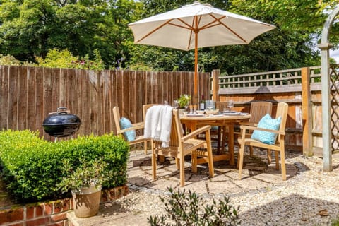 Cosy Family Barn Getaway near Pewsey & Woodborough