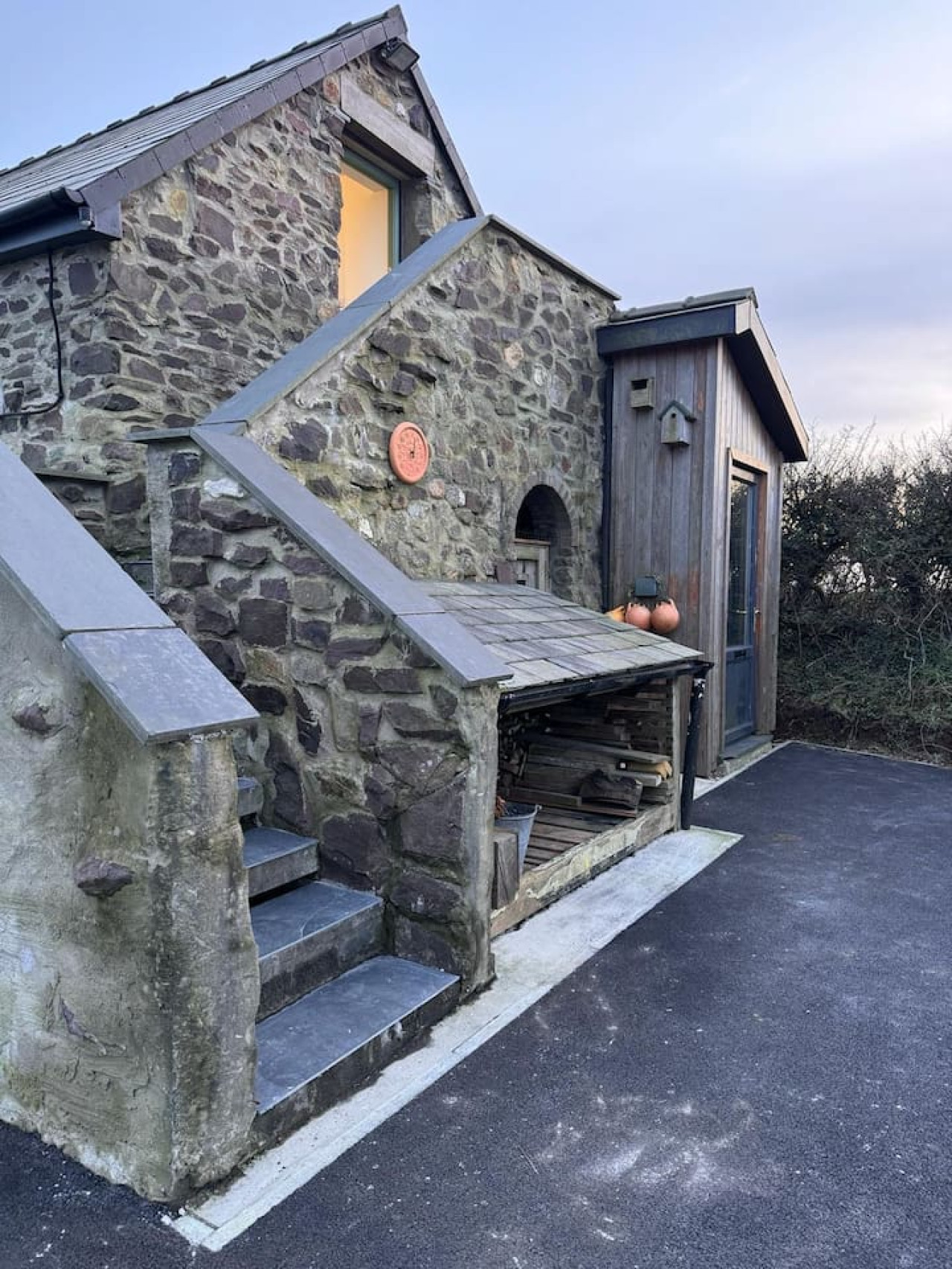 the-cwtch-at-lackerlee/