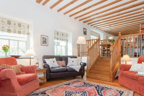 The Old Buttery | Cosy Countryside Cottage