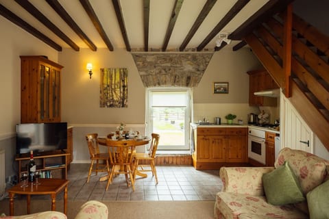 Stable Cottage at Scolton Cottages with indoor swimming pool