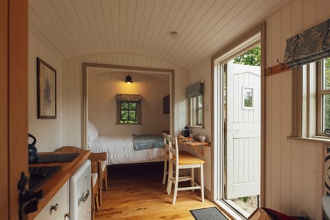 The Charming Jasmine Shepherd's Hut, Pembrokeshire