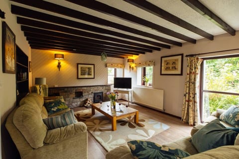 Charming Family Escape Nr Pembrokeshire Coast Path