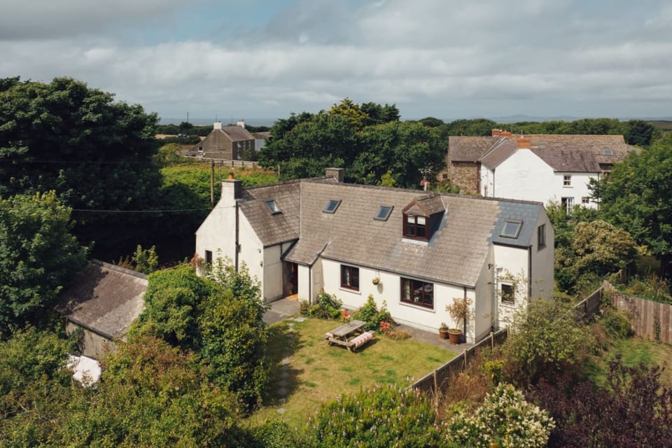 Charming Family Escape Nr Pembrokeshire Coast Path - Nolton Haven